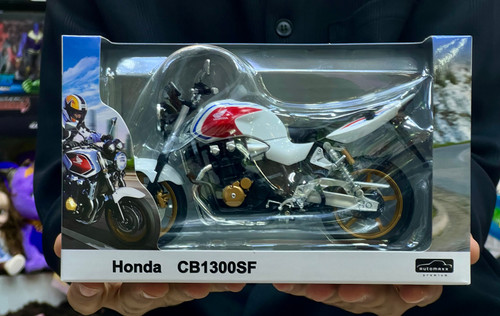 خرید ماکت متور سی بی 1300 | فروشگاه اسباببازی قشم