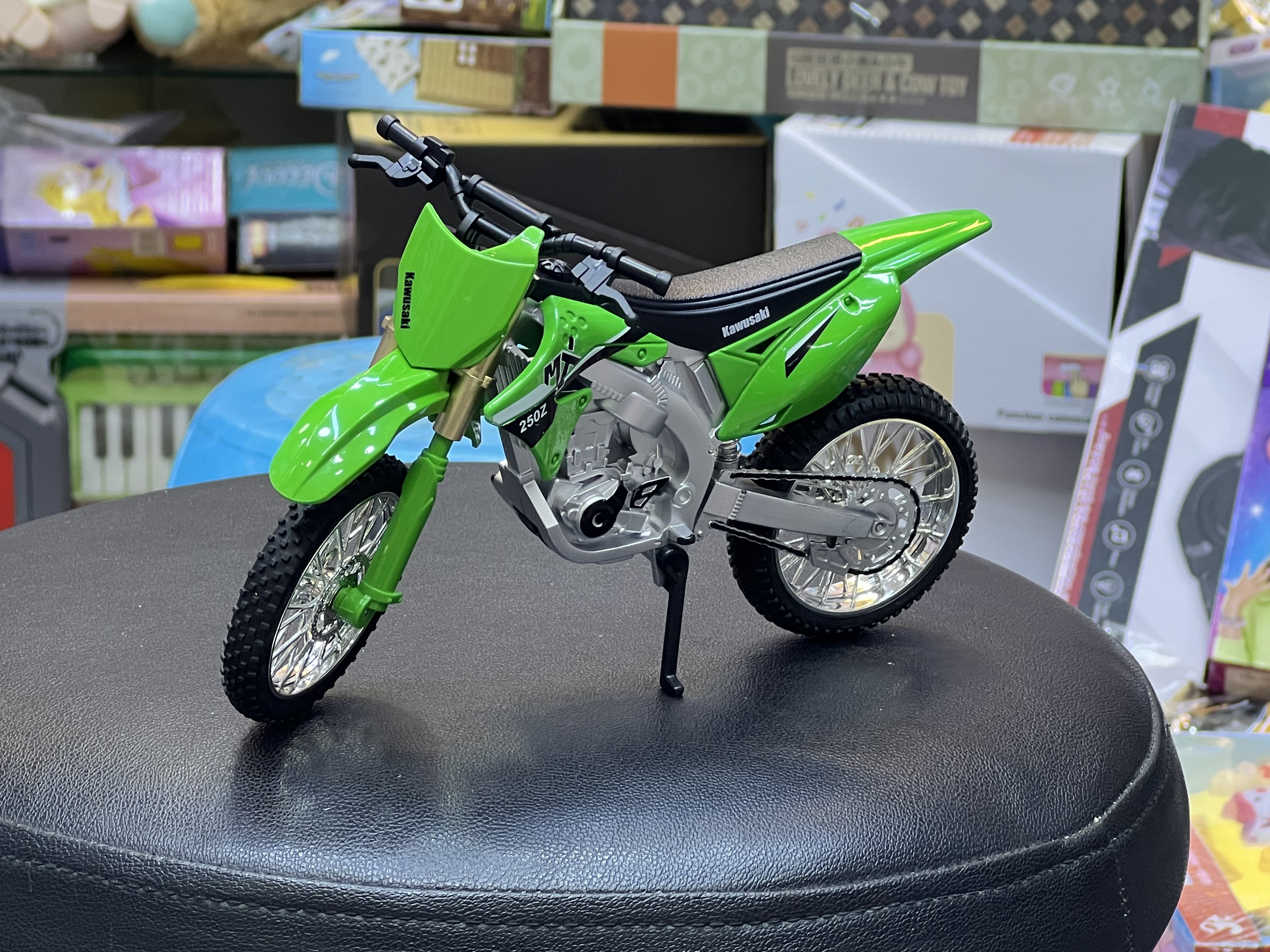 ماکت متور کراس کاوازاکی