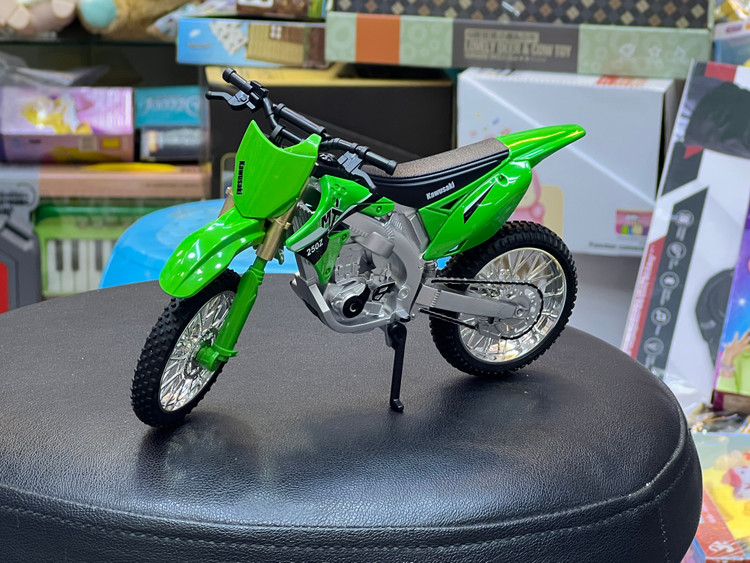 خرید ماکت متور کراس کاوازاکی | فروشگاه اسباببازی قشم