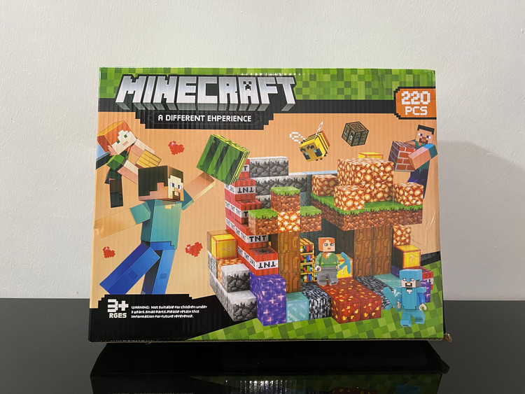 خرید مکعب مگنتی ماینکرافت 220قطعه اورجینال | فروشگاه اسباببازی قشم