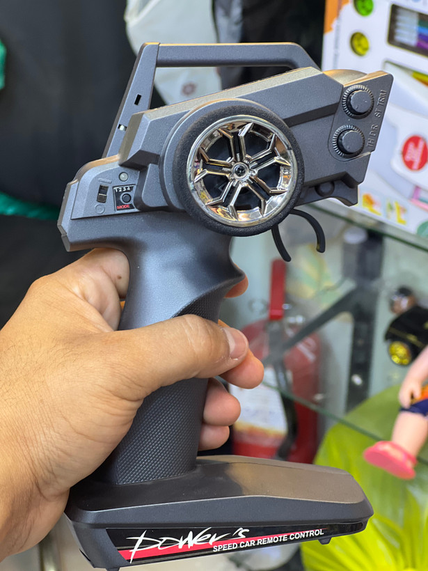 ماشین کنترلی WLTOYS مدل 144002 سرعت ۵۰ کیلومتر