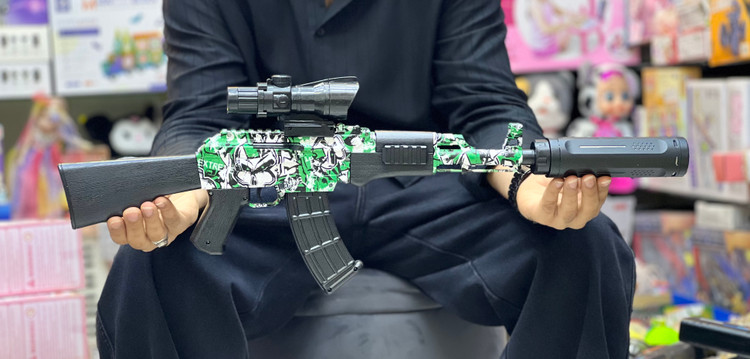 تفنگ تیر ژلهای AK47 شارژی بهمراه دوربین و خشاب باطری ۷/۴. کیفیت بالا